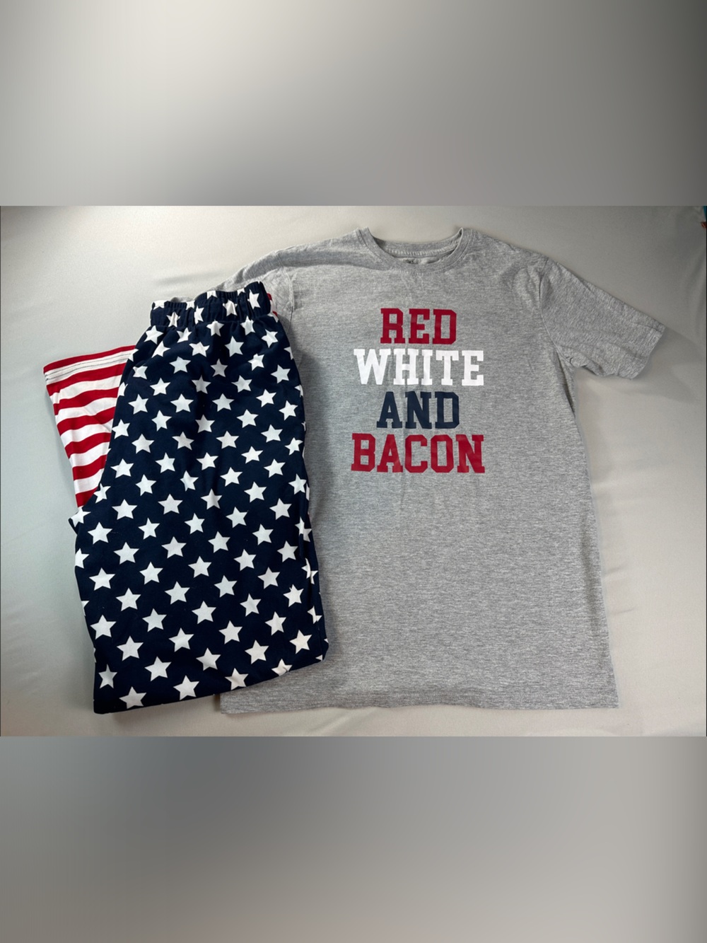Red White Bacon Men’s Pajama Set Shirt Pants Pockets Star Stripe Medium USA